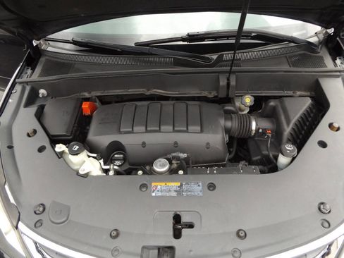 Used 2014 Chevrolet Traverse LT image 33