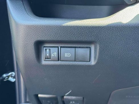 Used 2023 Toyota RAV4 LE AWD/4WD image 21
