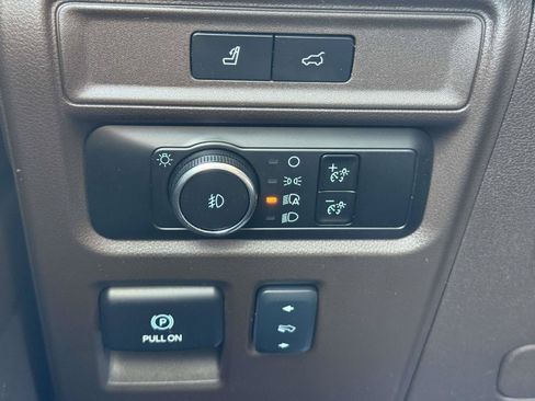 Used 2024 Ford Expedition Max King Ranch AWD/4WD image 19