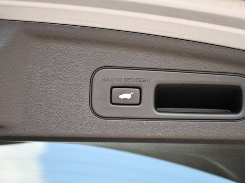 Used 2023 Acura MDX FWD image 35