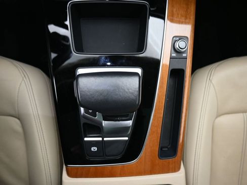 Used 2021 Audi Q5 2.0T Premium Plus image 17