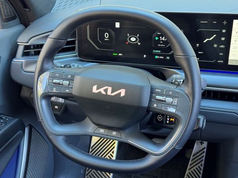 Used 2024 Kia EV9 GT-Line image 23