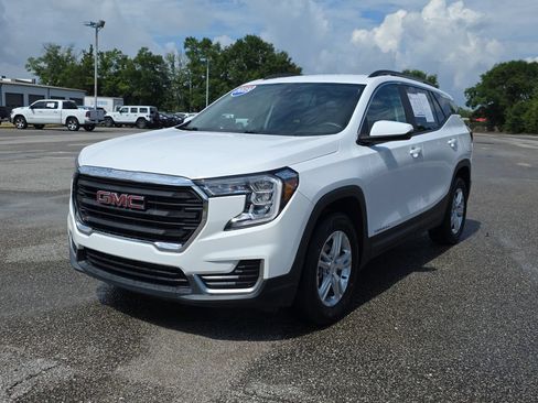 Used 2023 GMC Terrain SLE w/ Driver Convenience Package AWD/4WD image 1