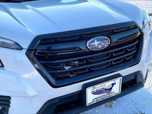 Used 2023 Subaru Forester Premium image 31