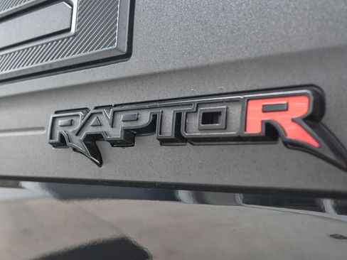Used 2025 Ford F150 Raptor w/ Equipment Group 803A Raptor R AWD/4WD image 18