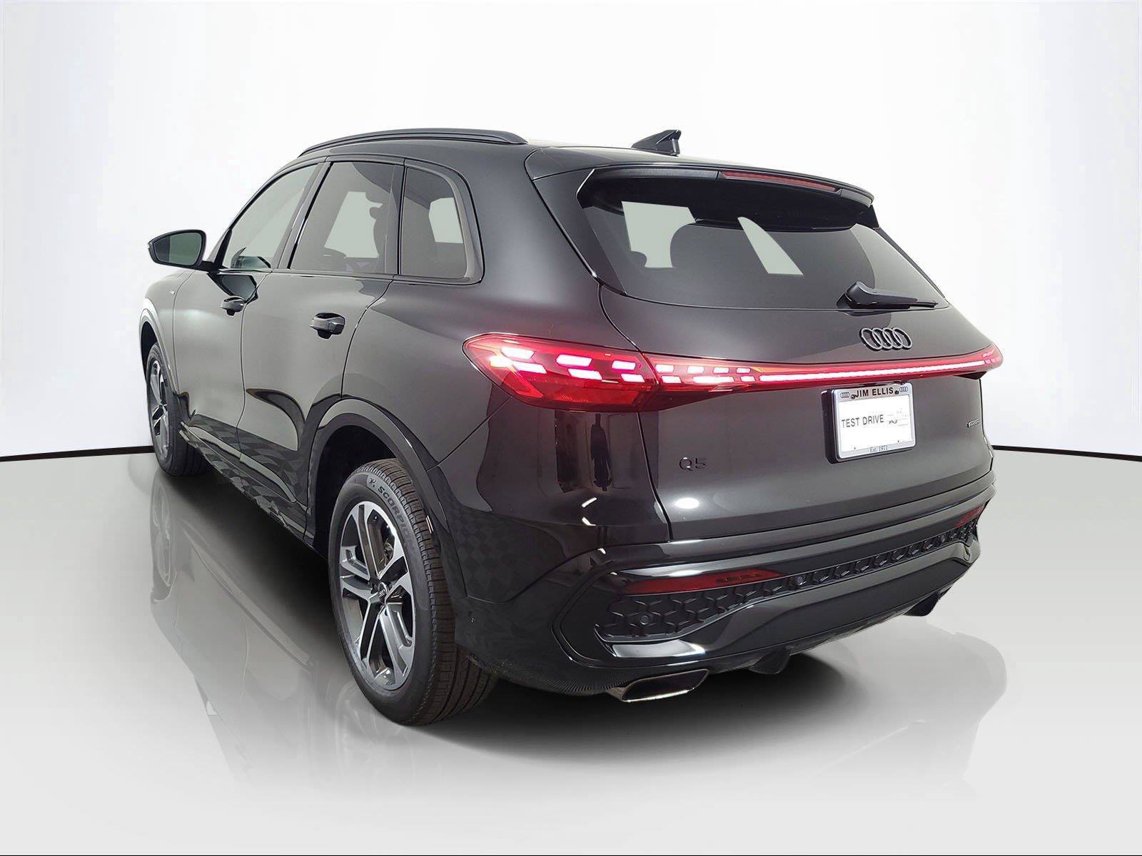 New 2026 Audi Q5 Premium Plus AWD/4WD image 4