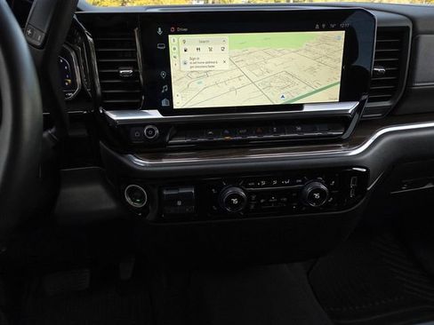 Certified 2025 Chevrolet Silverado 1500 LT image 30