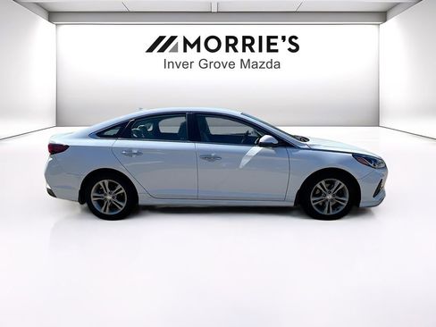 Used 2018 Hyundai Sonata SEL w/ Winter Weather Package image 4