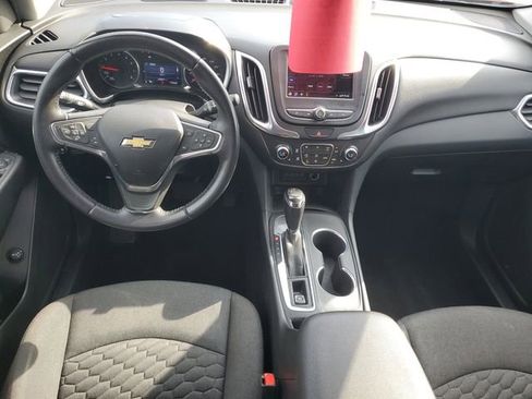 Used 2019 Chevrolet Equinox LT w/ Driver Convenience Package image 10