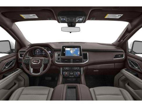 Used 2024 GMC Yukon SLE w/ Gmc Pro Safety Plus Package RWD image 11