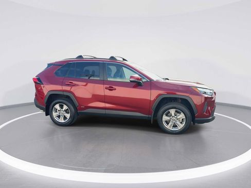 Certified 2025 Toyota RAV4 XLE w/ Convenience Package AWD/4WD image 9