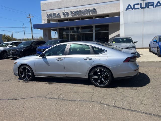 Used 2025 Honda Accord Sport image 7