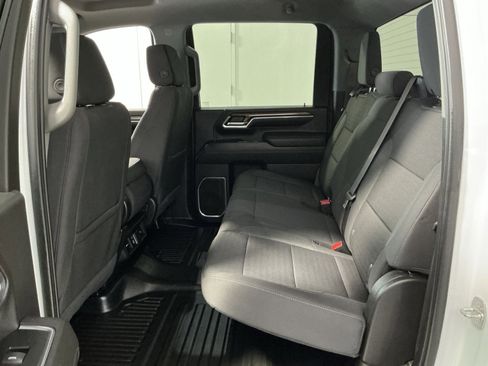 Used 2024 Chevrolet Silverado 3500 LT image 30