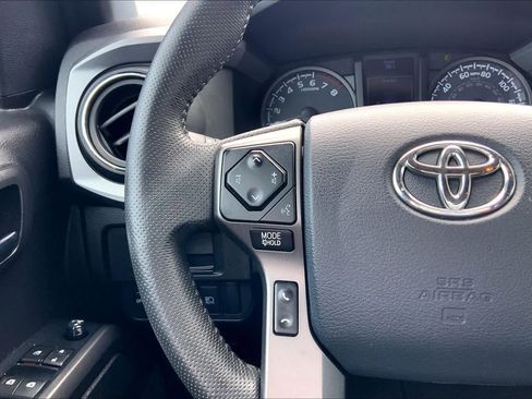 Used 2019 Toyota Tacoma TRD Sport w/ Technology Package RWD image 23