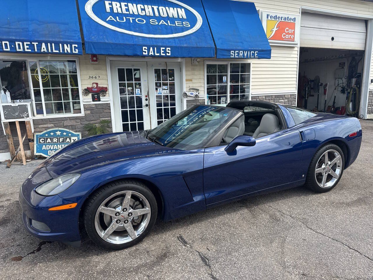 Used 2007 Chevrolet Corvette Coupe w/ Preferred Equipment Group RWD image 21