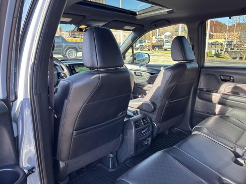 Used 2023 Honda Passport Elite image 40