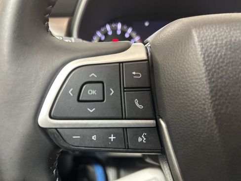 Used 2022 Toyota Highlander XLE image 33