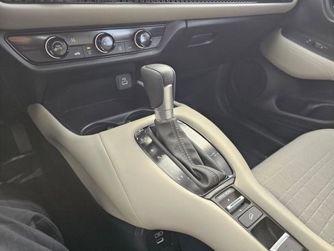 Certified 2025 Honda HR-V LX image 23