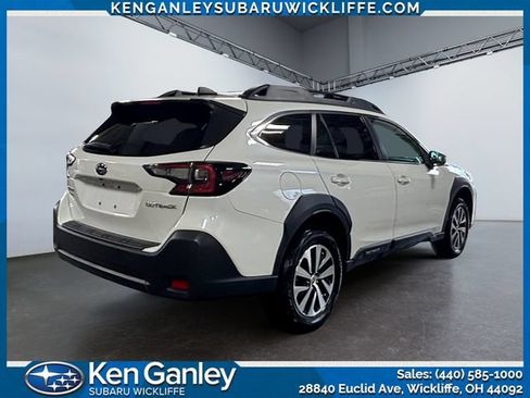 Used 2024 Subaru Outback Premium AWD/4WD image 5
