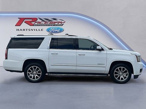 Used 2020 GMC Yukon XL Denali image 5