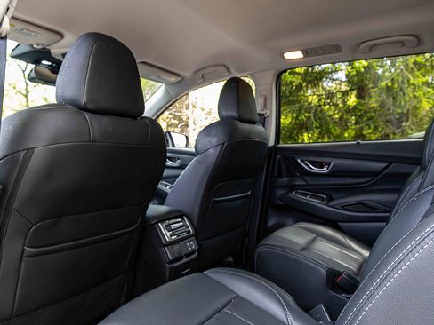 Used 2023 Subaru Ascent Limited image 23