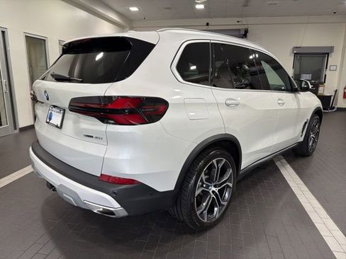 Used 2024 BMW X5 sDrive40i w/ Parking Assistance Package RWD image 5