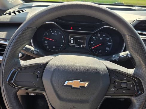 Used 2023 Chevrolet TrailBlazer LS FWD image 28