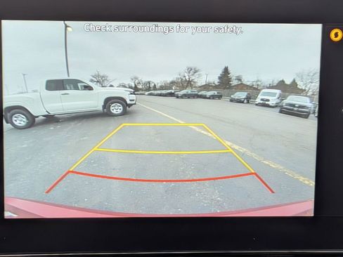 Used 2025 Hyundai Elantra SEL image 18