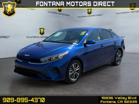 Used 2023 Kia Forte LXS w/ LXS Technology Package FWD image 1
