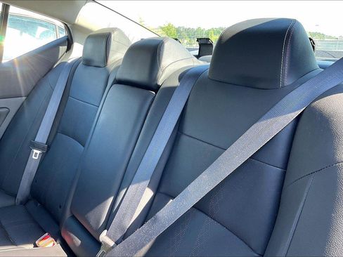 Certified 2024 Nissan Altima 2.5 SR w/ SR Premium Package FWD image 5
