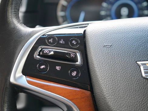 Used 2019 Cadillac Escalade ESV Luxury AWD/4WD image 84