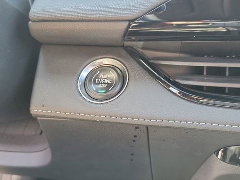 Used 2025 Buick Enclave Preferred FWD image 22