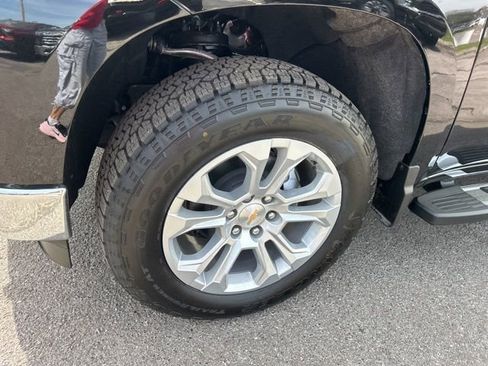 New 2026 Chevrolet Silverado 1500 LTZ w/ Z71 Off-Road Package image 10