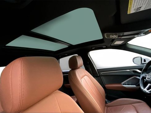 Used 2024 Audi Q3 2.0T Premium Plus image 27