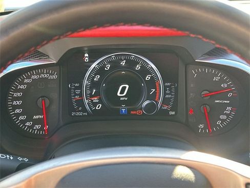 Used 2015 Chevrolet Corvette Z06 w/ 3LZ Preferred Equipment Group image 10
