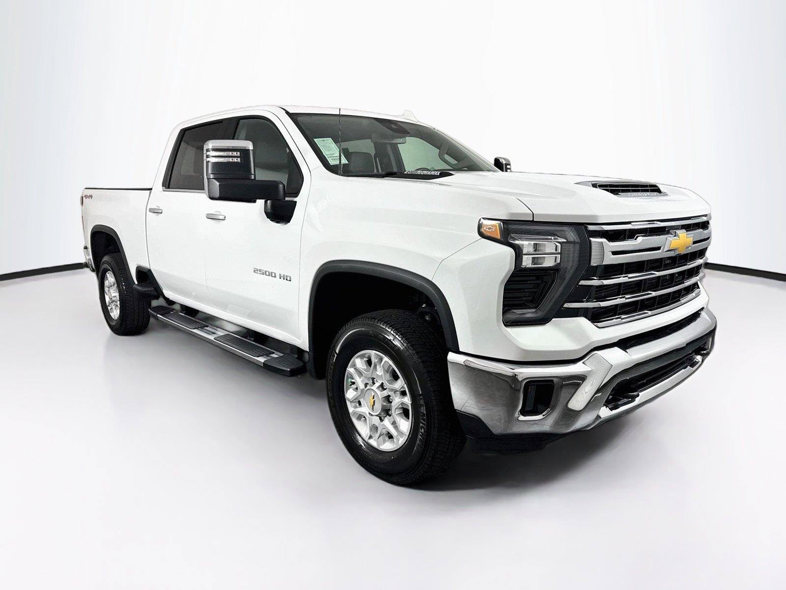 Used 2026 Chevrolet Silverado 2500 LTZ AWD/4WD image 10