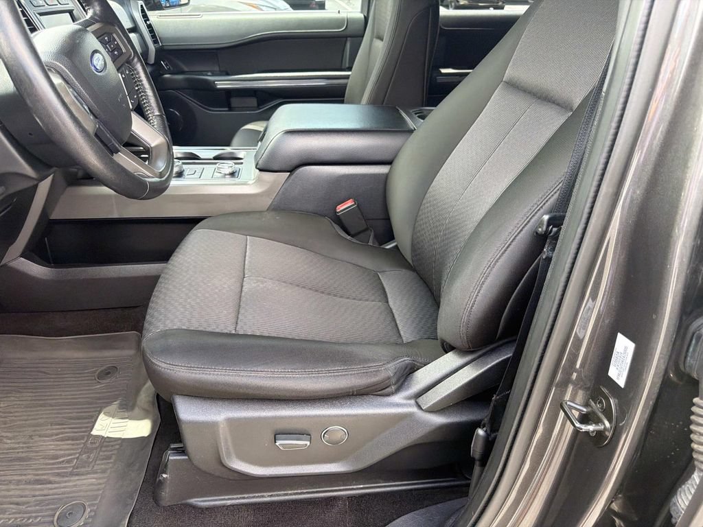 Used 2019 Ford Expedition XLT AWD/4WD image 20