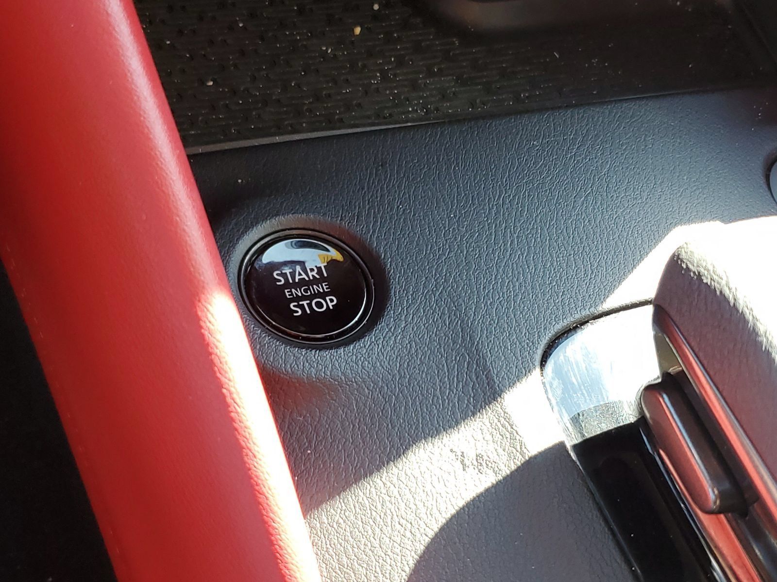 Used 2025 Nissan Z Performance w/ Floor Mat Package RWD image 23