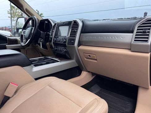 Used 2017 Ford F350 Lariat w/ FX4 4x4 Off Road Package image 13