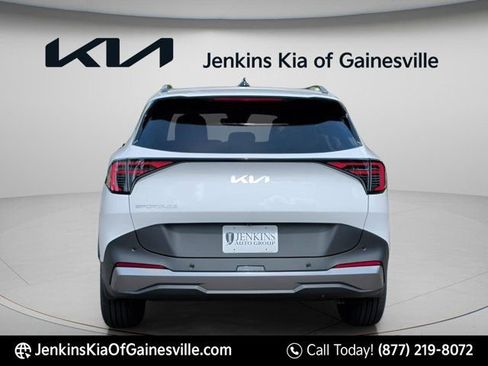 New 2026 Kia Sportage EX FWD image 5