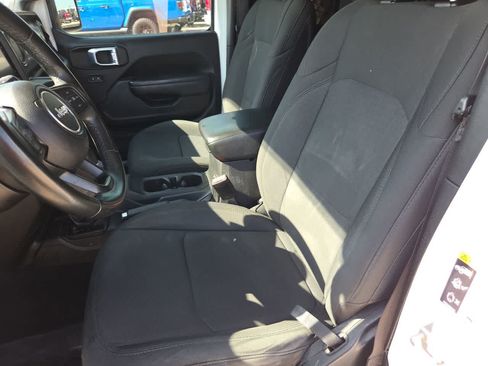 Used 2022 Jeep Wrangler Unlimited Sport AWD/4WD image 18