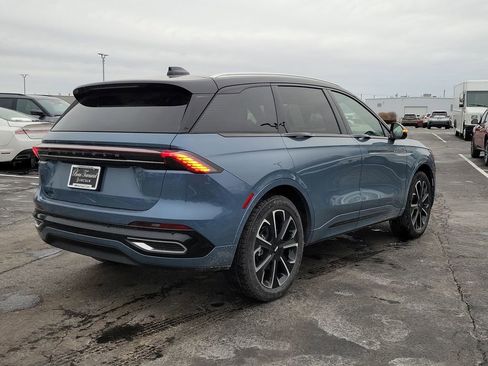 New 2026 Lincoln Nautilus Reserve image 4