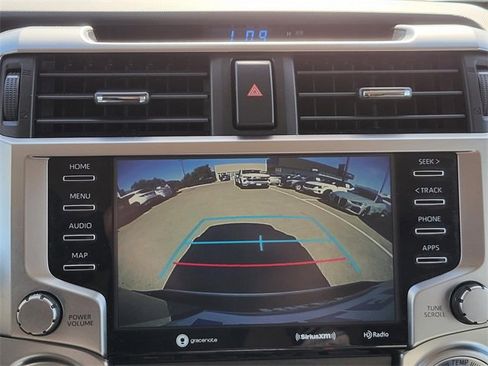 Used 2021 Toyota 4Runner SR5 Premium image 23