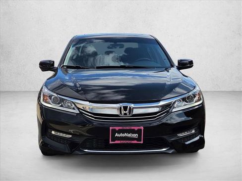 Used 2016 Honda Accord EX image 2
