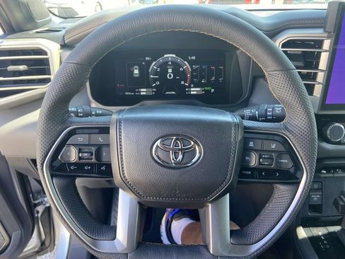 Used 2026 Toyota Sequoia Capstone AWD/4WD image 33