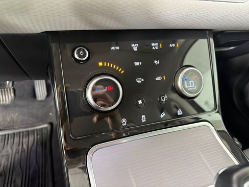 Used 2020 Land Rover Range Rover Evoque S AWD/4WD image 18