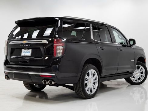Used 2024 Chevrolet Tahoe High Country AWD/4WD image 35