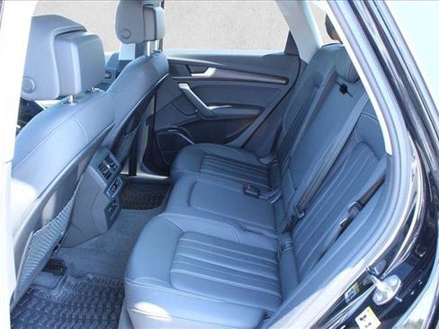 Used 2022 Audi Q5 2.0T Premium Plus w/ Premium Plus Package AWD/4WD image 29