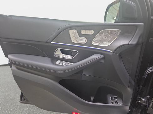 Used 2024 Mercedes-Benz GLE 450e 4MATIC image 26