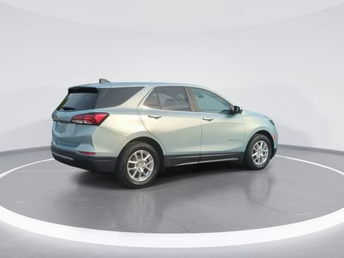 Used 2022 Chevrolet Equinox LT FWD image 8